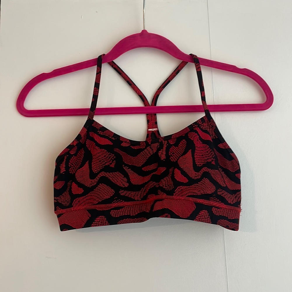 Lululemon Flow Y bra Full-On Luxtreme